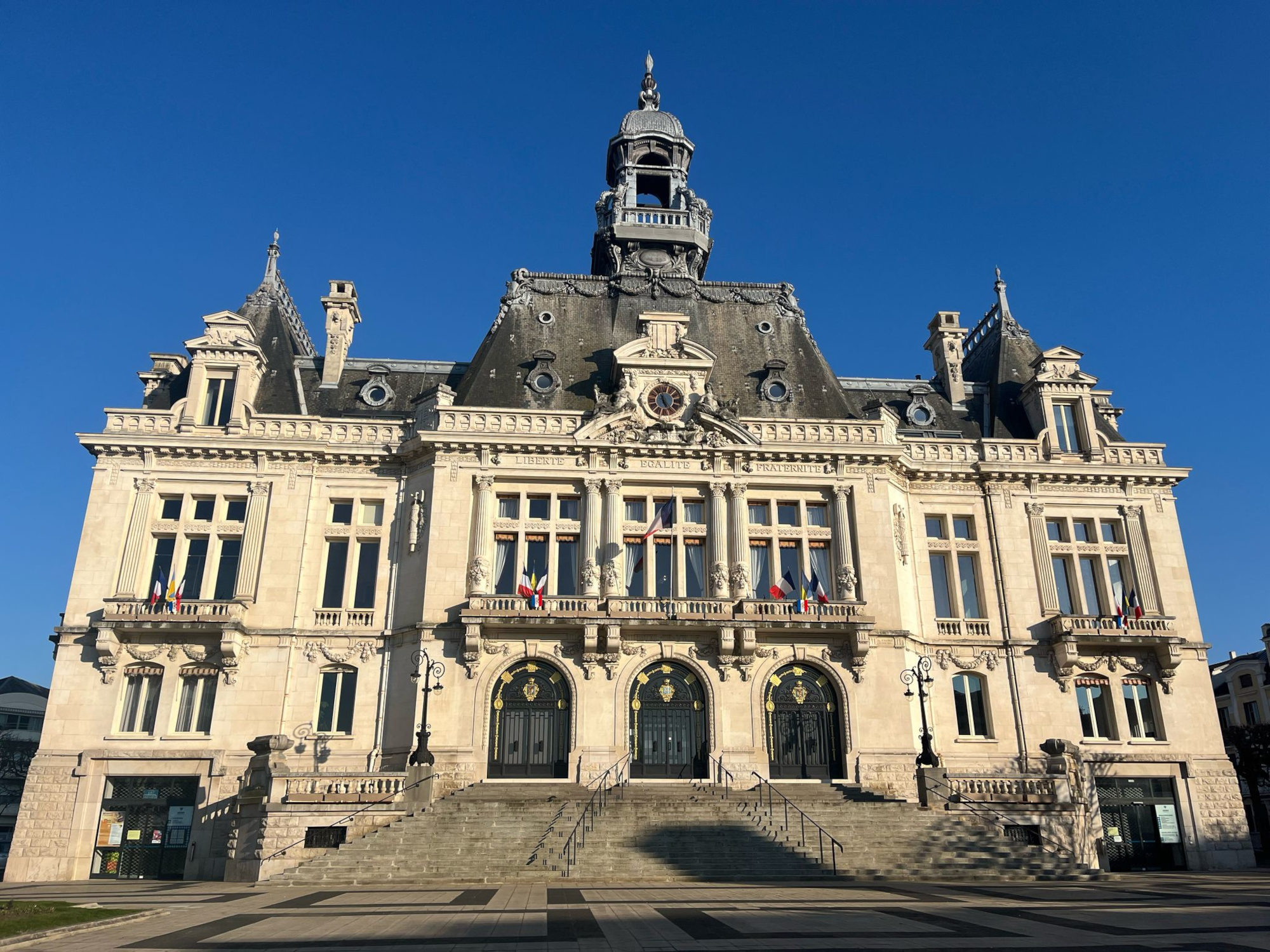 Vichy 13